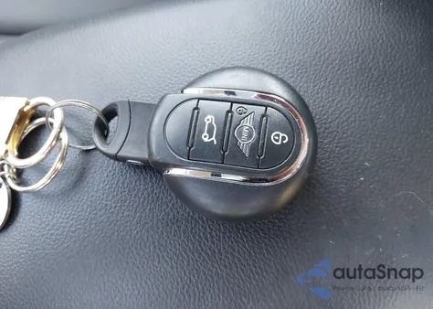 2019 Mini Countryman Cooper из США, поврежденный, VIN WMZYS7C5XK3F46242